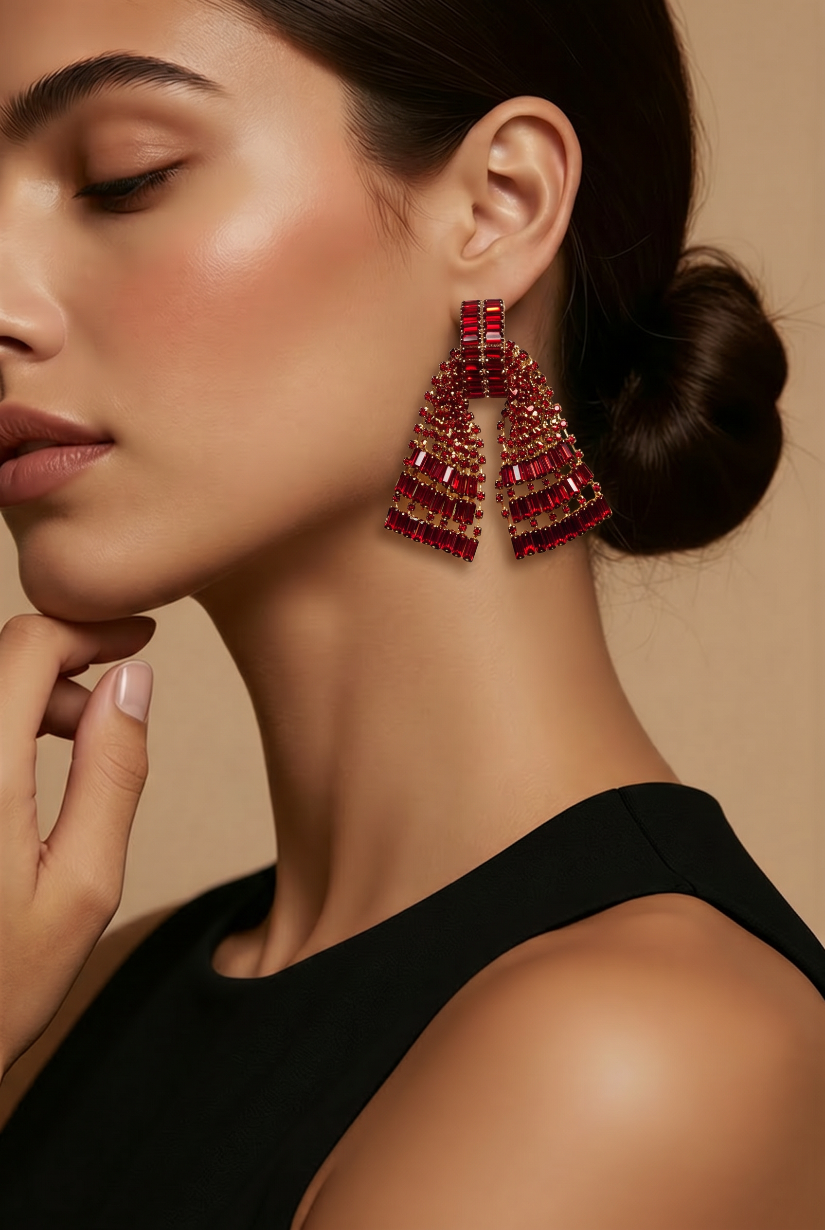Red Queen Crystal Bow Drop